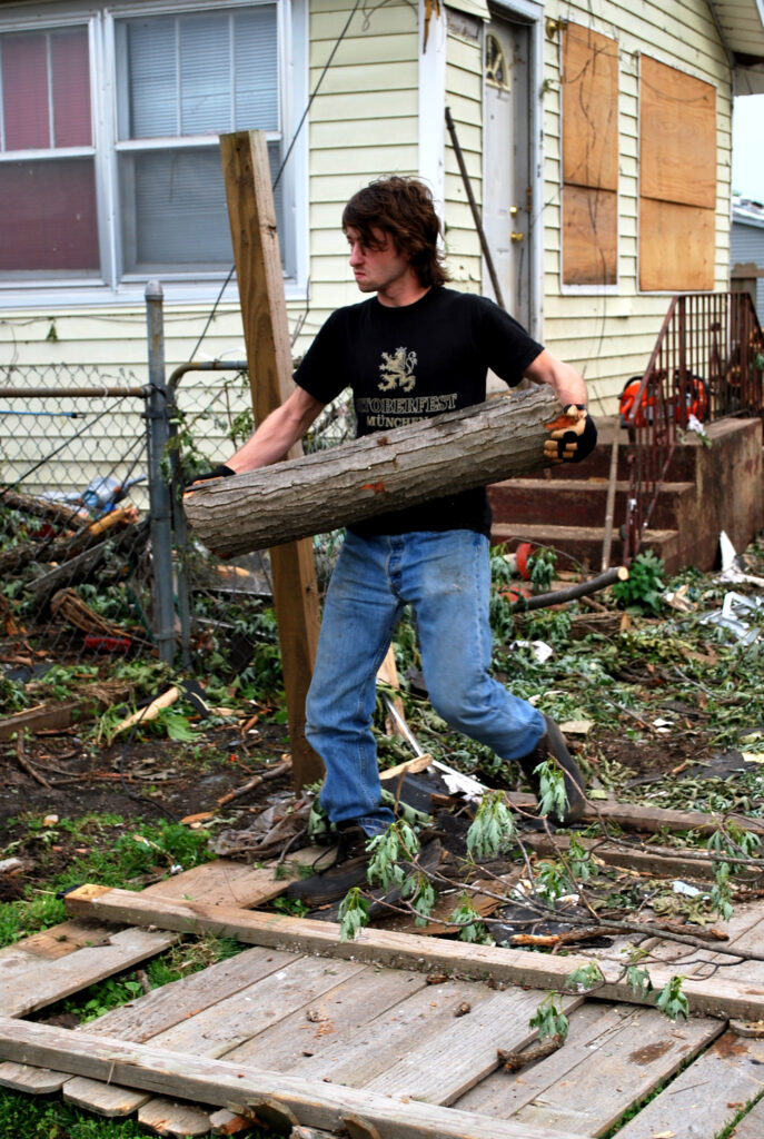 teen exhibits catastrophe compassion by taking on heavy lifting for volunteers after a disaster